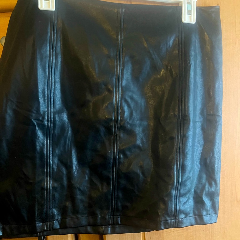Leather skirt